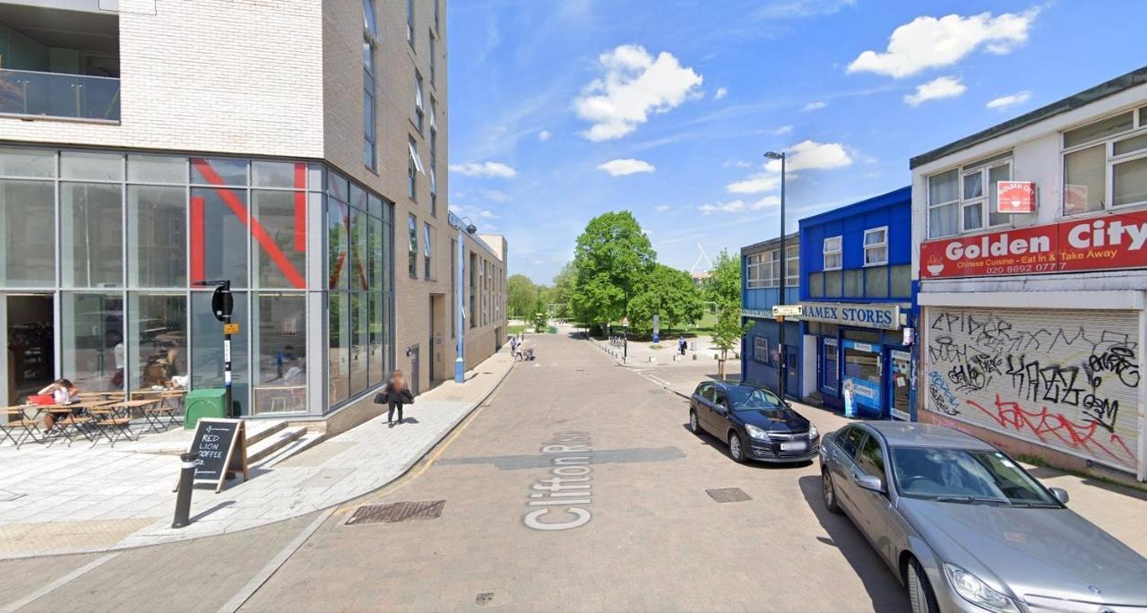 Super Studio With Two Bedrooms - Five Minutes From The Station! Londres Exterior foto
